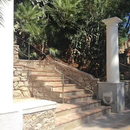 Villa Tragara Luxury *